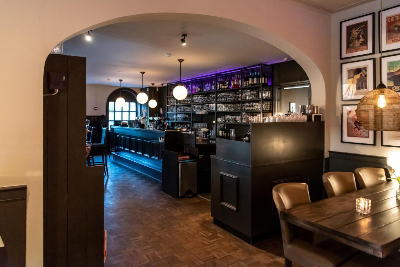 Bar-bistro-hotel Dok 3*